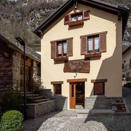 Bed and Breakfast La Campanella Cadarese Exterior foto