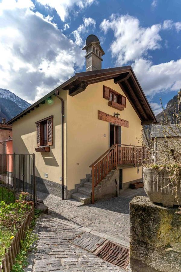 Bed and Breakfast La Campanella Cadarese Exterior foto